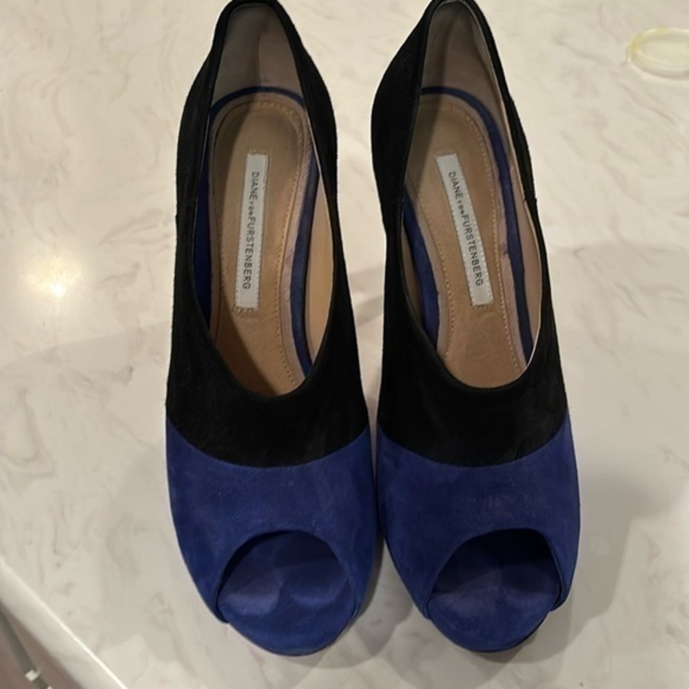 Diane Von Furstenberg Suede Shoes